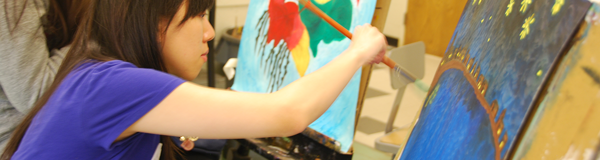 student painting