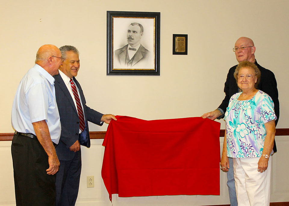 Leake Unveiling