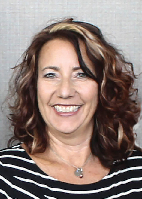 Lisa Clark receives Civil Engagement Award