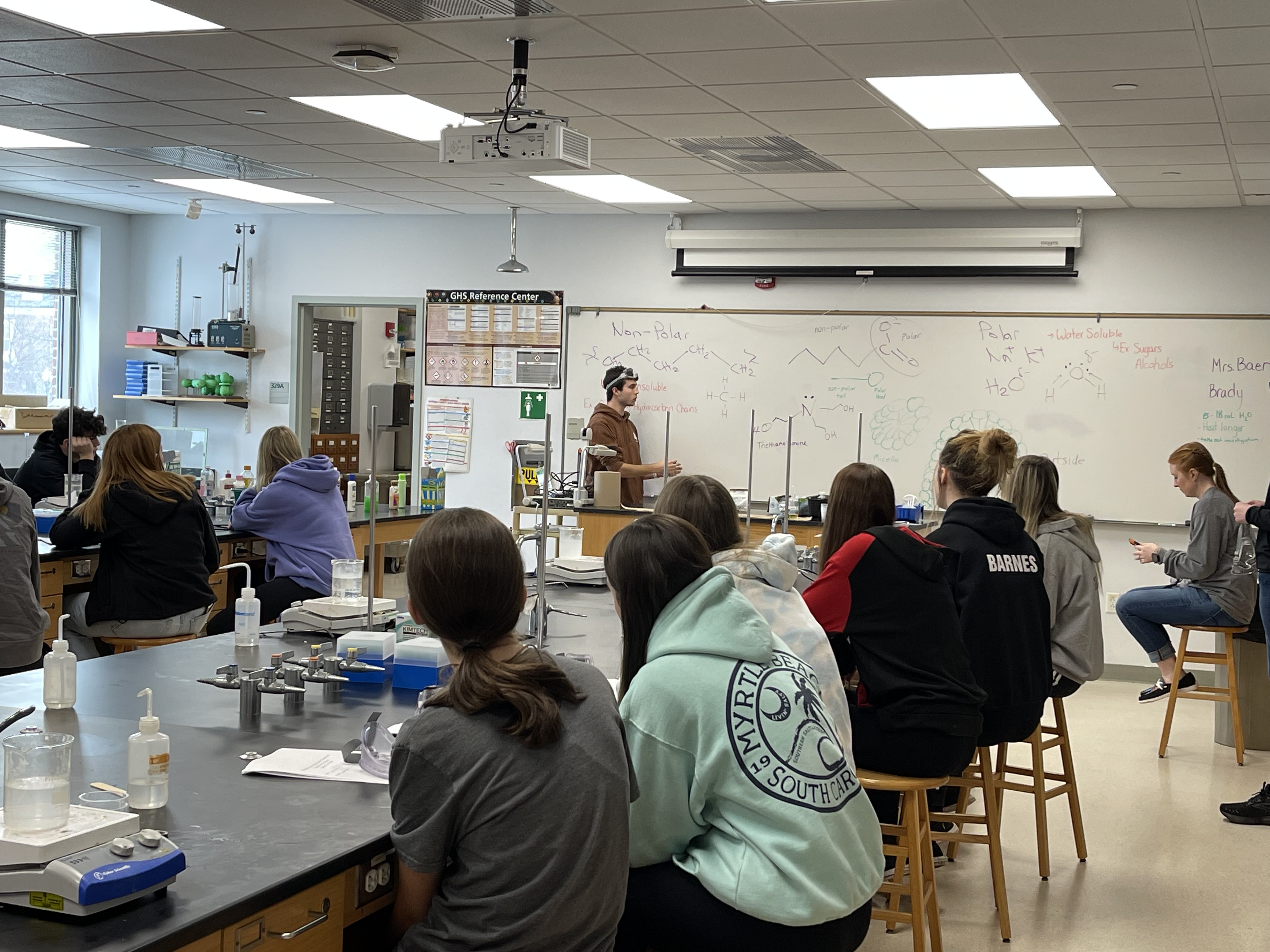 ACPS Chemistry and Physics Students Visit FSU