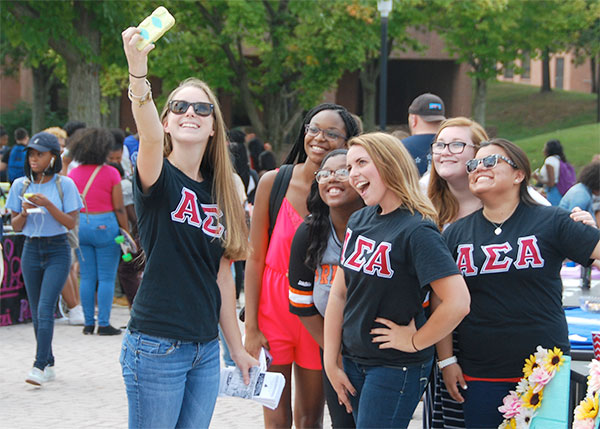 Alpha Sigma Alpha sorority girls take a group selfie