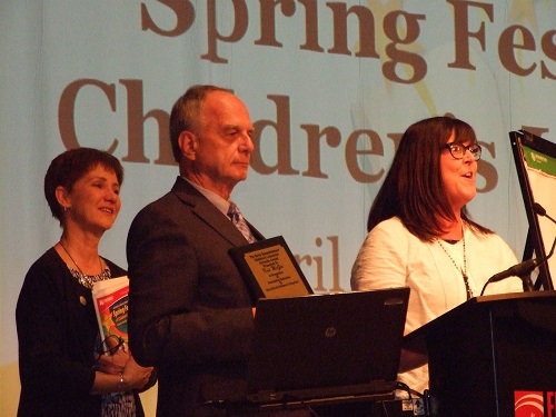 2018 award winner, Dr. Kris McGee