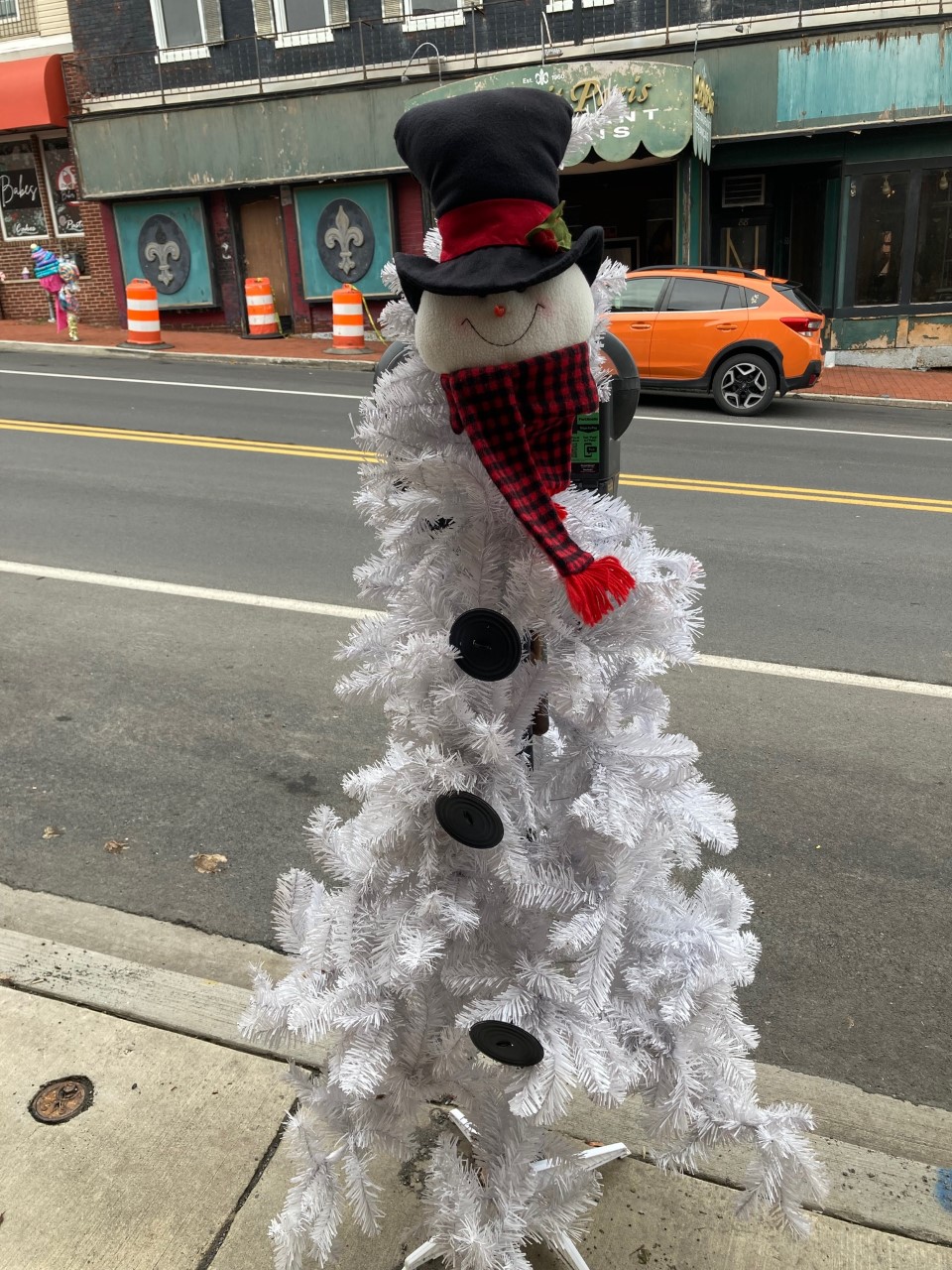 snowman-tree.jpg