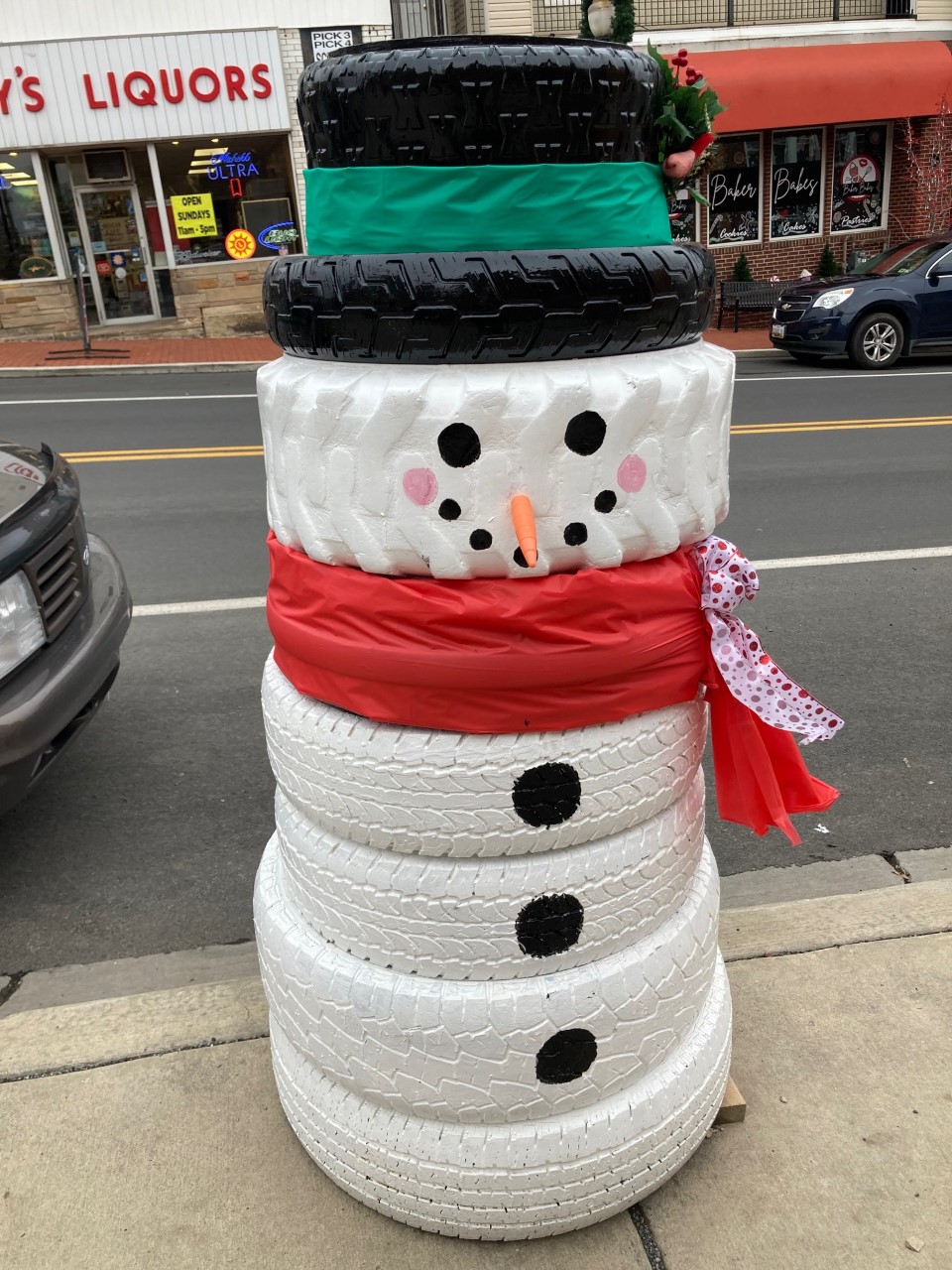 tire-snowman.jpg