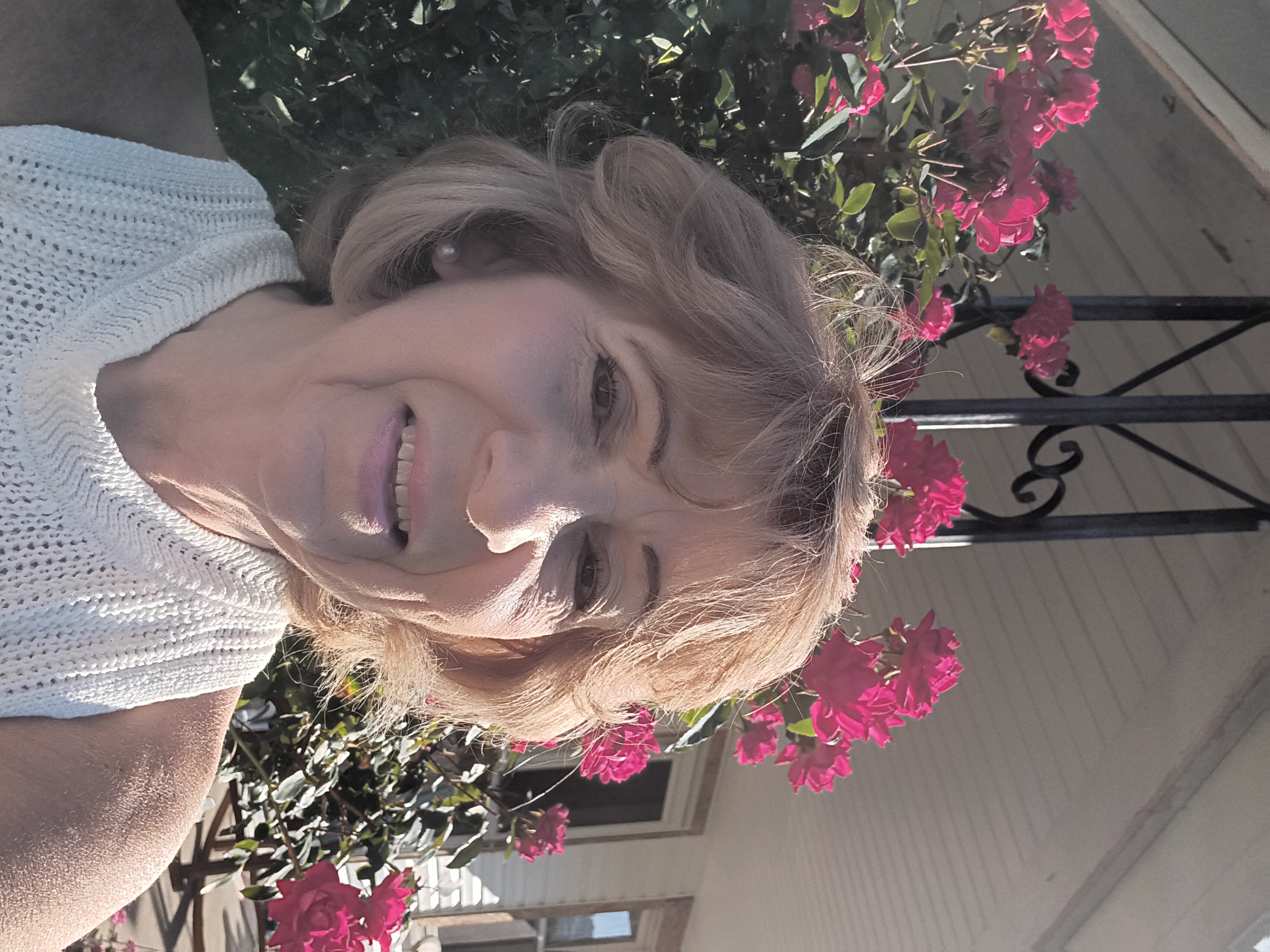 linda lewis