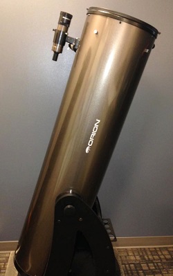 Orion SkyQuest XT12i Intelliscope Dobsonian