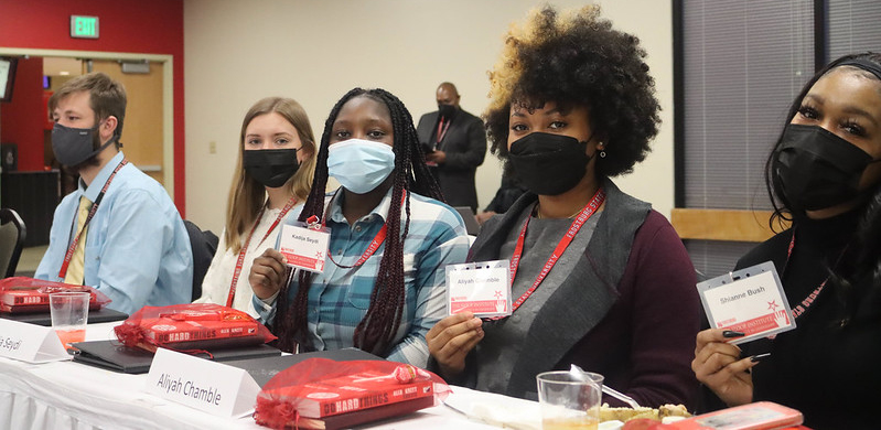 Students attend Sloop Institute