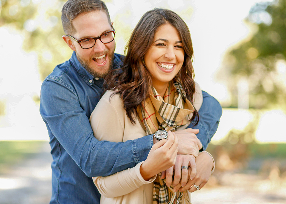 couple hugging