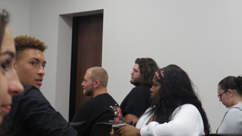 Student attend the meet and greet presentation